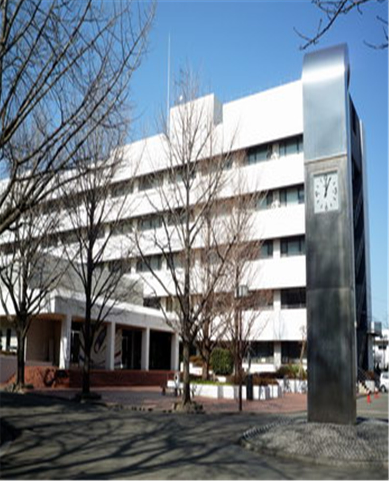 横滨市立大学